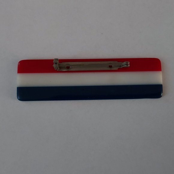 Star Trek Rank Badge: Ensign U.S.S. Enterprise - Picture 3 of 3